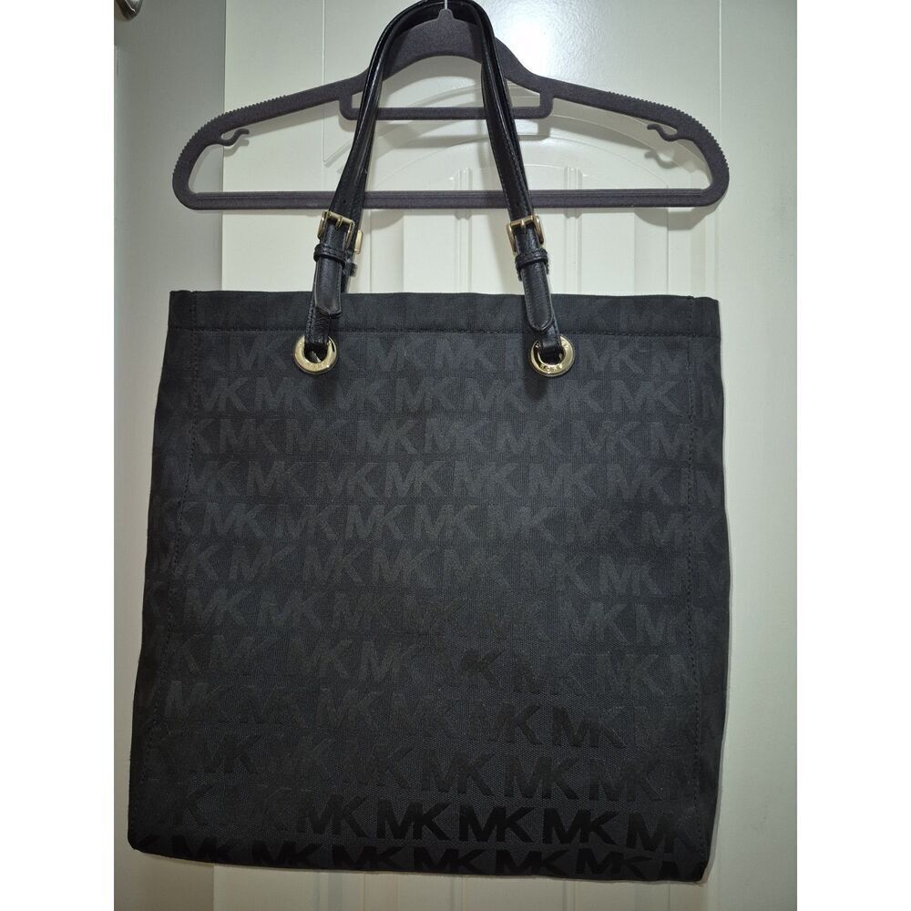 Michael Kors Black Leather Monogram Jet Set Grab Shoulder Tote Bag - Picture 10 of 10